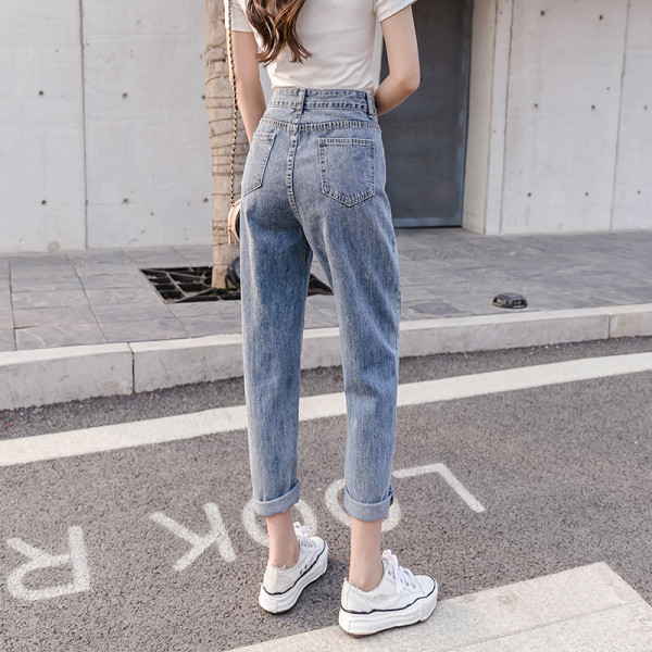 Női farmer új modell magas derékkal és zsebekkel