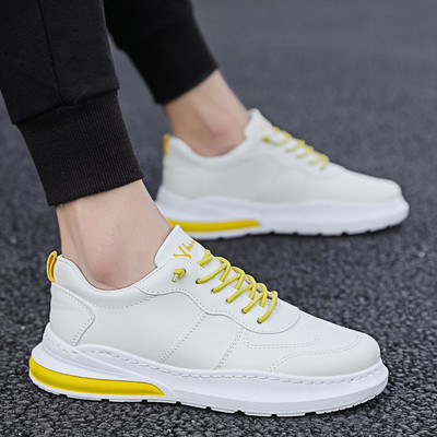 Alkalmi férfi tornacipő lapos talppal és fűzővel