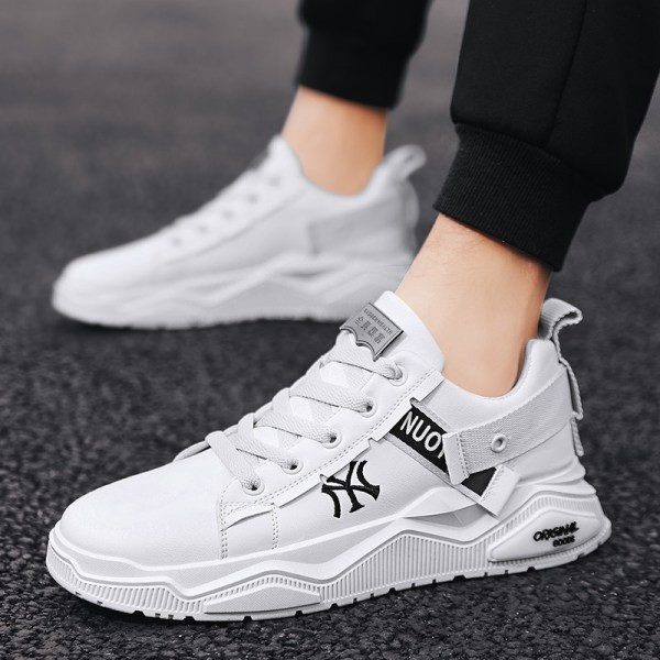 Öko bőrből készült, fűzős férfi tavaszi tornacipő