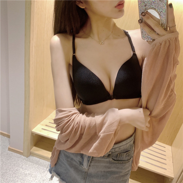 Női alkalmi melltartó háromszög alakú kupakkal - sima modell