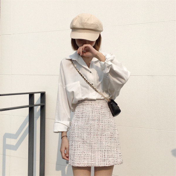 Aktuális női kötött szoknya magas derékkal