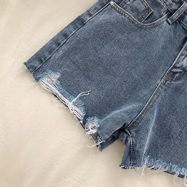 Női farmer rövidnadrág magas derékkal, szakadt motívumokkal