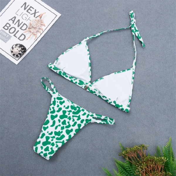 Kaheosaline leopardimustriga ujumistrikoo