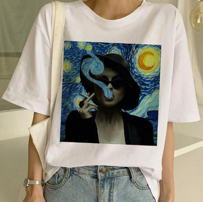 Alkalmi fehér póló rövid ujjal és különféle felvitelekkel