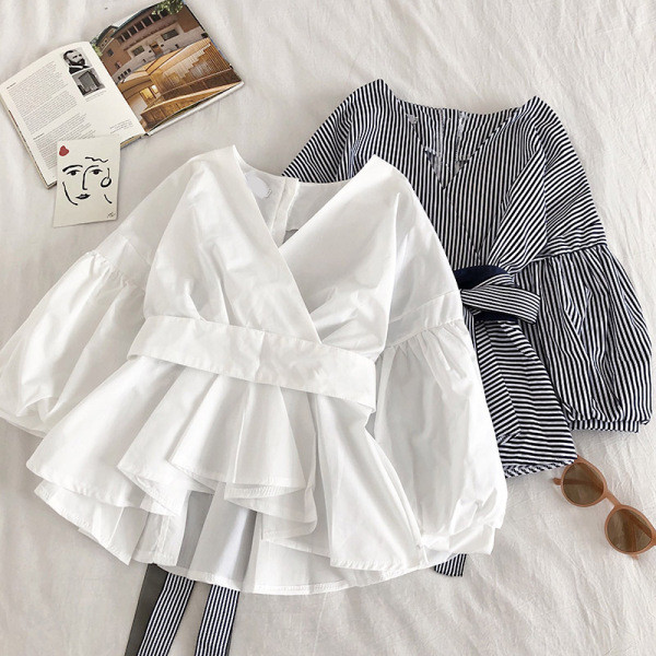 Új modell női ing spitz nyakkivágással, övvel és széles ujjakkal