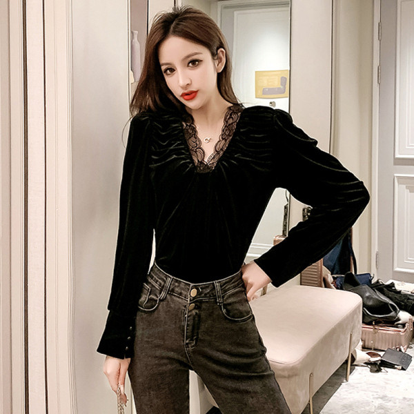 Új modell női bársony blúz csipkével és spitz nyakkivágással