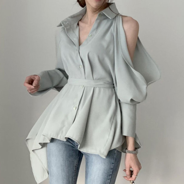 Női ing csupasz vállú, klasszikus gallérral