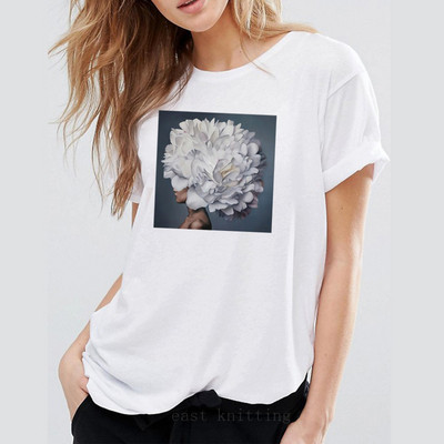 Γυναικείο λευκό casual t-shirt με εφαρμογή