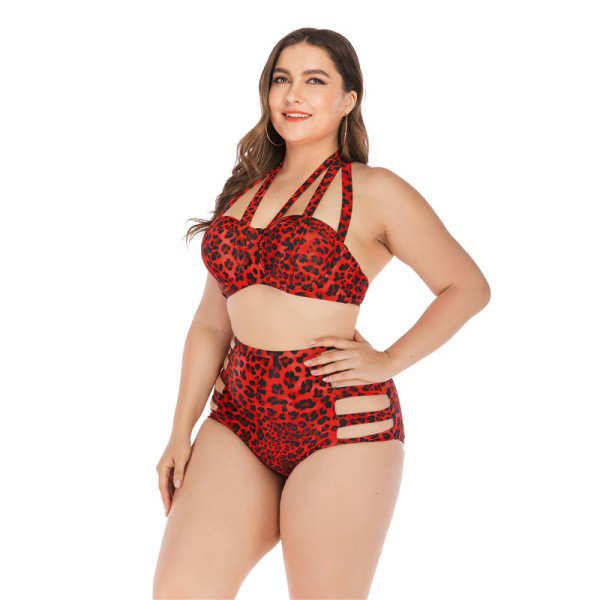 Nagyméretű fürdőruha kétrészes sima vagy leopárdmintás modellben