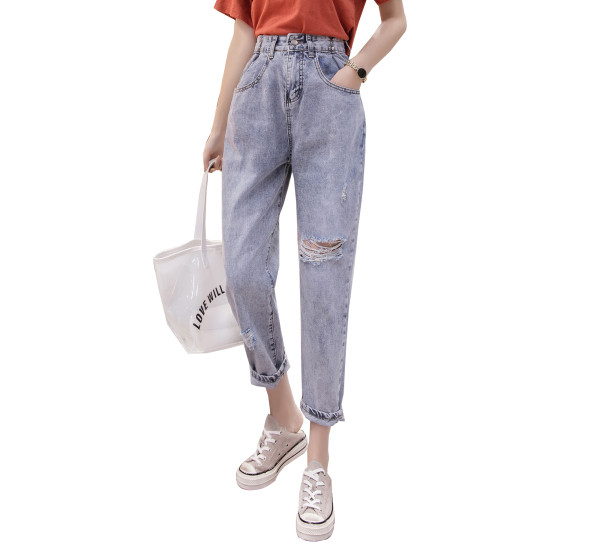 Női farmer széles modell magas derékkal, szakadt motívumokkal