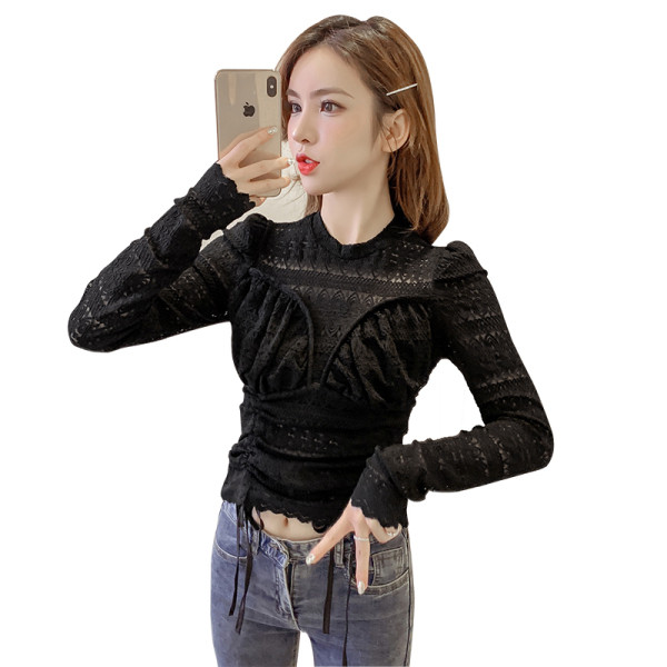 Lezser női blúz hosszú ujjal és csipkével