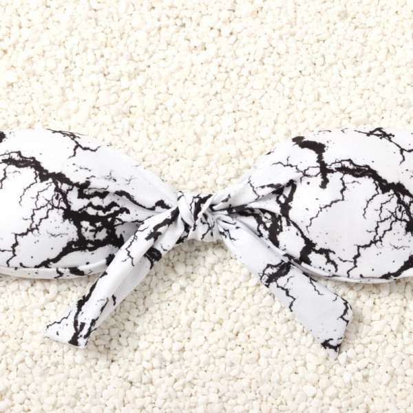 Márvány hatású, kétrészes fürdőruha