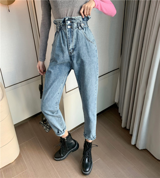 Női farmer új modell magas derékkal és gombokkal