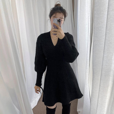 Női őszi-téli ruha spitz nyakkivágással