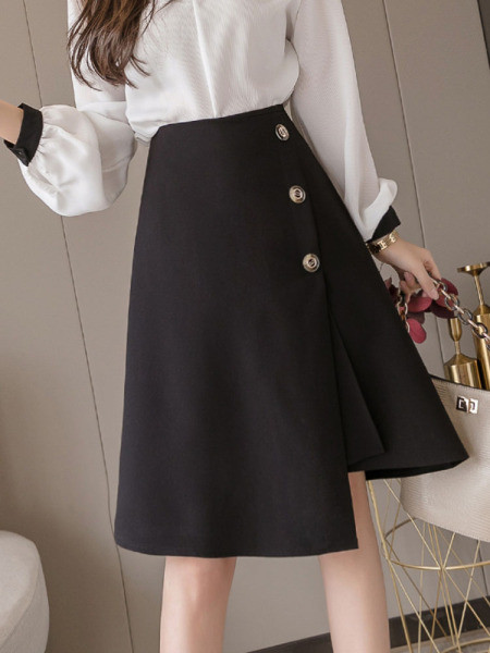 Stílusos női szoknya magas derékkal és gombokkal - aszimmetrikus modell
