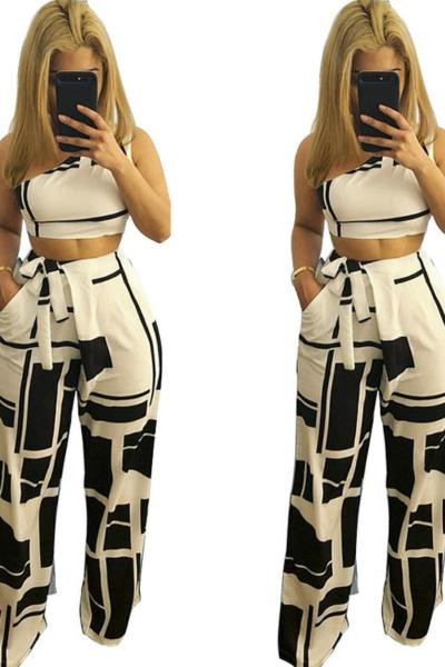 Női szett hosszú, széles nadrágból és mellszoborból