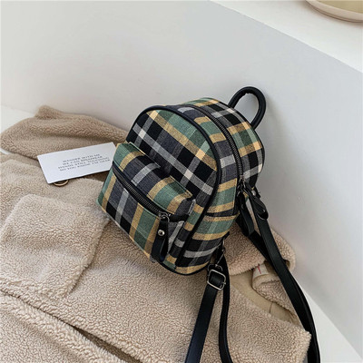 Mindennapi női kockás hátizsák