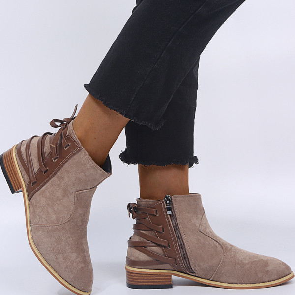 Moodsad paeltega kevad-sügissaapad ökoseemisnahast