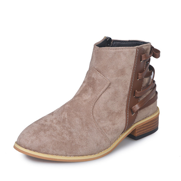 Moodsad paeltega kevad-sügissaapad ökoseemisnahast