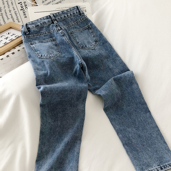 Alkalmi női farmer magas derékkal – letisztult modell