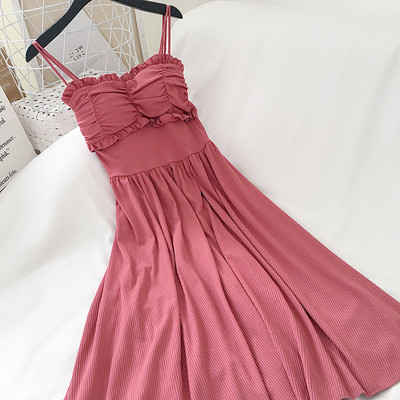 Õhukeste rihmadega vabaaja naiste kleit – lõikega mudel