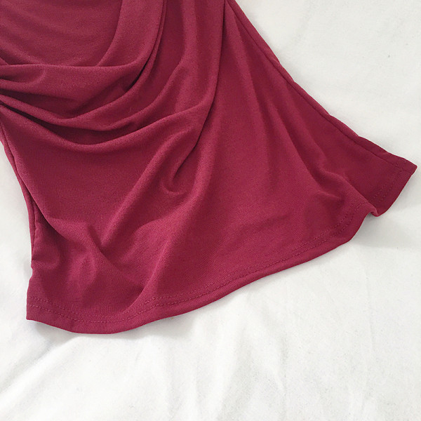 Női póló rövid ujjal és szegélyezett résszel