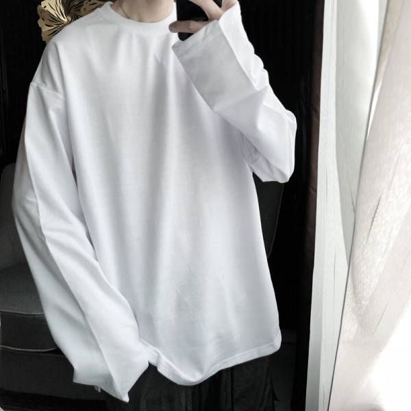 Sima modell férfi blúz ovális nyakkivágással és hosszú ujjal