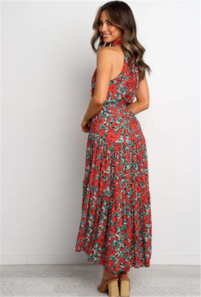 Modern női ruha virágmintás derékkötővel