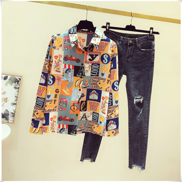 Színes női tavaszi ing klasszikus gallérral és gombokkal