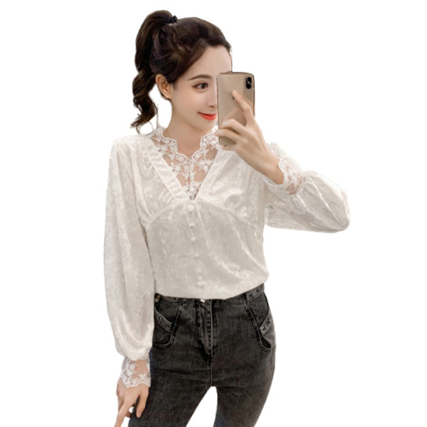 Modern női ing csipkével és spitz nyakkivágással