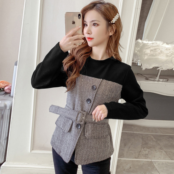 Új modell tavaszi női ing gombokkal és övvel