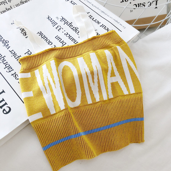 Jacquard női felső, hímzett feliratokkal és széles pántokkal