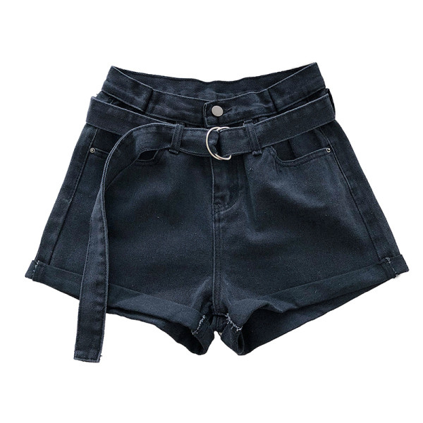 Női magas derekú farmernadrág és fém elemes öv