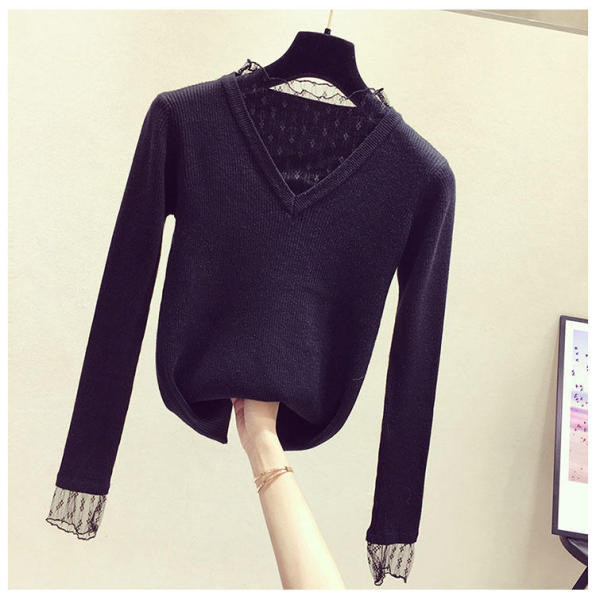 Őszi női blúz csipkével, spitz nyakkivágással