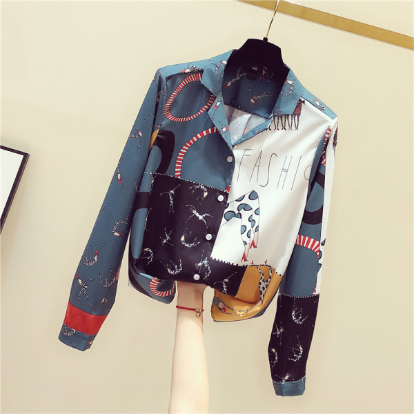 Moteriški pavasariniai marškiniai su spalvingomis aplikacijomis ir klasikine apykakle