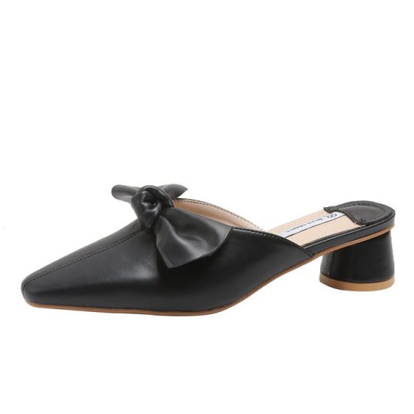 Női alkalmi papucs ökobőr szalaggal és alacsony sarkú