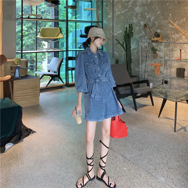 Alkalmi női farmer overall klasszikus gallérral és derékövvel