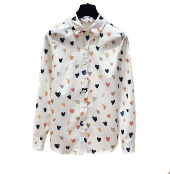 Alkalmi női ing rátétes szívecskékkel és klasszikus gallérral