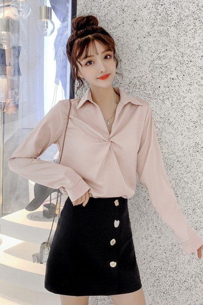 Naujo modelio šifoniniai moteriški marškiniai su špico iškirpte ir klasikine apykakle