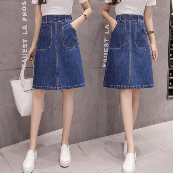 Modernus moteriškas džinsinis sijonas aukštu juosmeniu ir kišenėmis