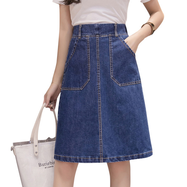 Modernus moteriškas džinsinis sijonas aukštu juosmeniu ir kišenėmis