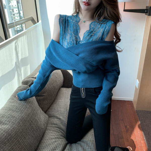 Šiuolaikinė moteriška palaidinė krentančiomis rankovėmis ir nėrinių elementais