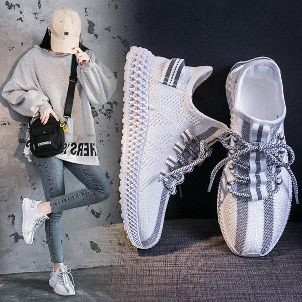 Fűzős női tavaszi-nyári textil tornacipő