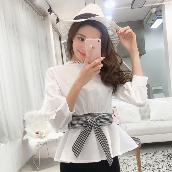 Moodne naiste ruuduline särk paela ja 3/4 varrukatega