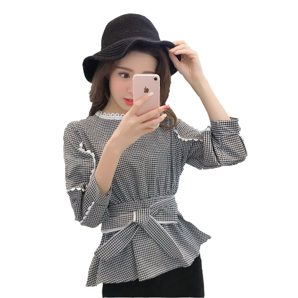 Moodne naiste ruuduline särk paela ja 3/4 varrukatega