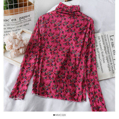 Tavaszi női blúz magas gallérral és virágmintával