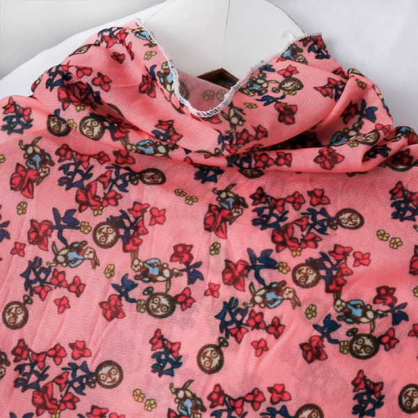 Tavaszi női blúz magas gallérral és virágmintával