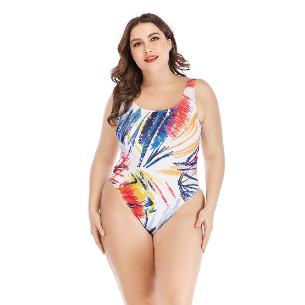 Nagy méretű egész tarka fürdőruha pántokkal