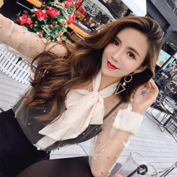 Moderns sieviešu krekls ar apkakli ar lenti un pērlēm