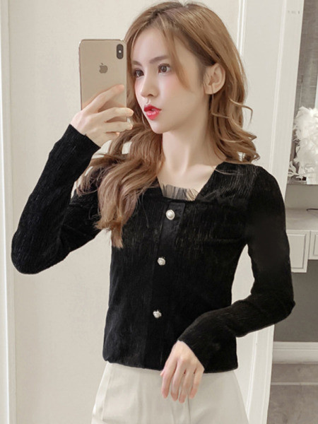 Ikdienas sieviešu blūze ar pogām un tillu